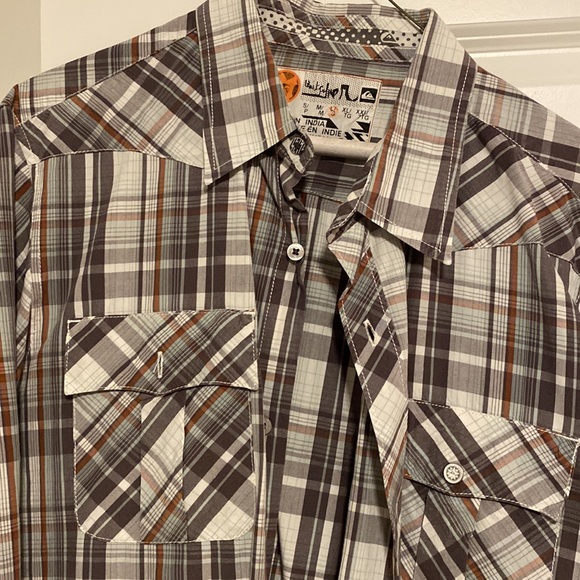 Quiksilver button down shirt size large - Picture 2 of 5